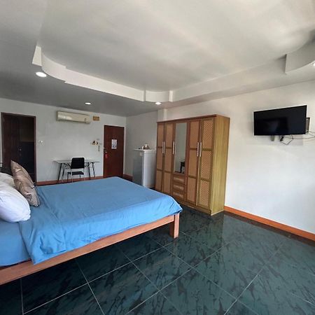 Coffeeandbeer Hostel Pattaya Exterior photo