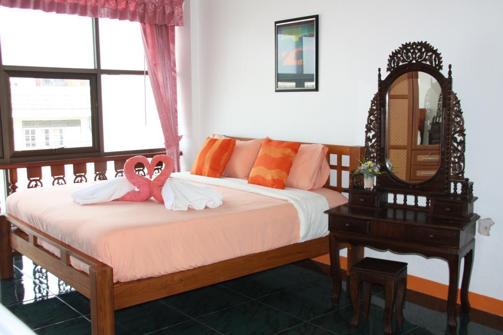 Coffeeandbeer Hostel Pattaya Room photo