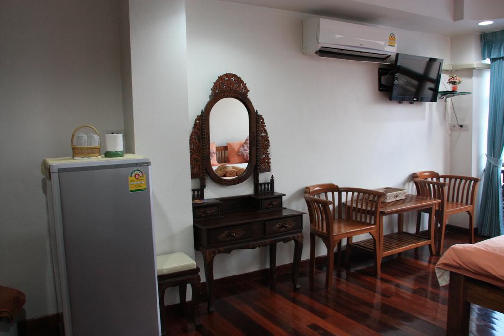 Coffeeandbeer Hostel Pattaya Room photo